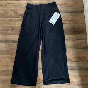 NWT Lululemon Align Wide Leg Crop 23”